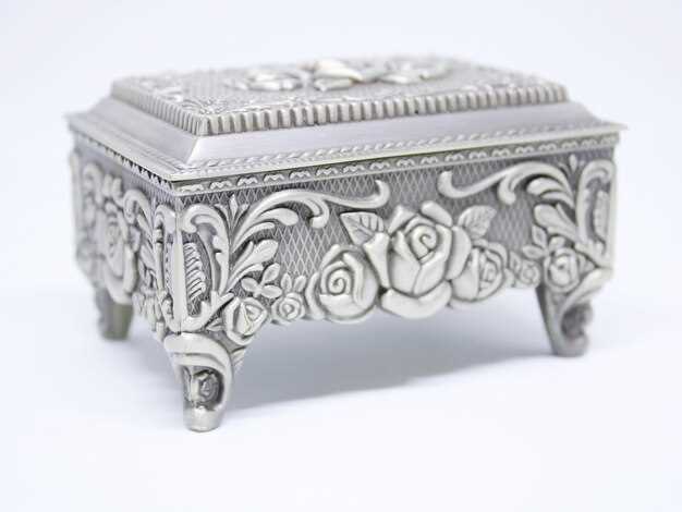 How to Store Silver to Prevent Tarnish